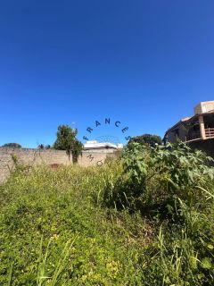 Lote Registrado e Murado na Praia do Francês