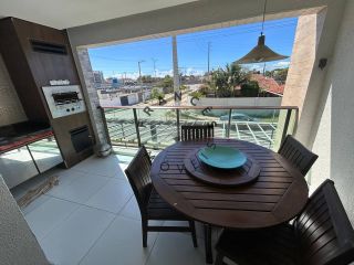 Apartamento 2 Quartos (1 suíte) com Móveis planejados.