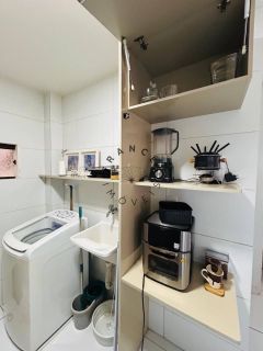 Apartamento 2 Quartos (1 suíte) com Móveis planejados.