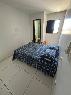 Apartamento 2 Quartos (1 suíte) com Móveis planejados.