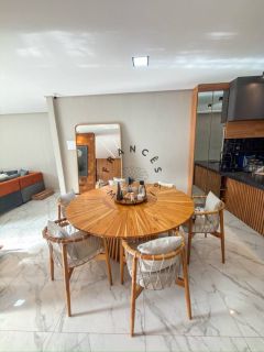 Residência Mobiliada de 3 Quartos (Suíte Master com Closet) no Via Mares | 180 m²