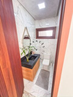 Residência Mobiliada de 3 Quartos (Suíte Master com Closet) no Via Mares | 180 m²