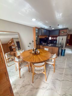 Residência Mobiliada de 3 Quartos (Suíte Master com Closet) no Via Mares | 180 m²