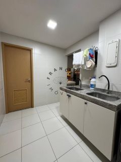 Apartamento de Alto Padrão com 4 Suítes no Condomínio Mansões do Alto