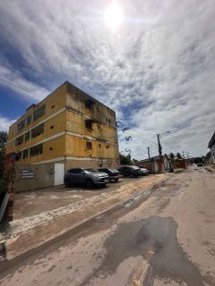 APARTAMENTO À VENDA NA PRAIA DO FRANCÊS
