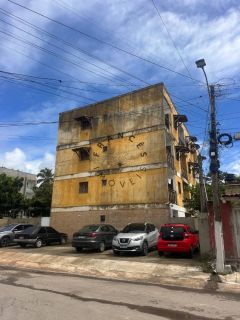 APARTAMENTO À VENDA NA PRAIA DO FRANCÊS