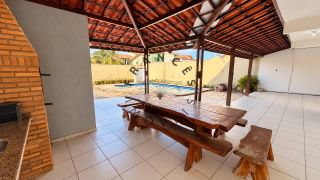 Casa com piscina e 2 suítes na Praia do Francês