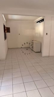 Casa com piscina e 2 suítes na Praia do Francês
