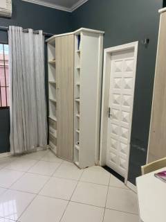 CASA À VENDA EM LOCALIZAÇÃO PRIVILEGIADA NA AVENIDA CEARÁ