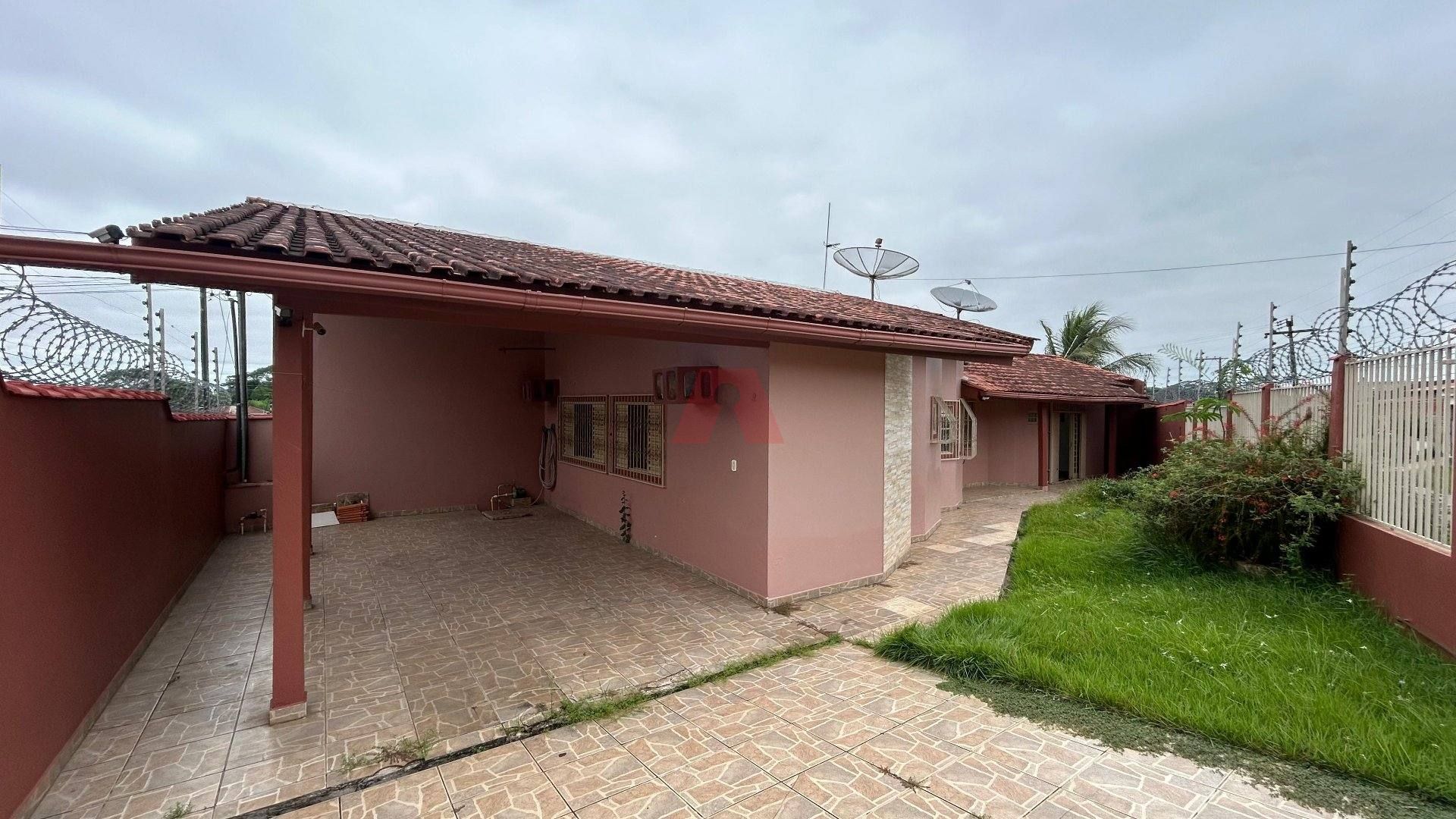 Casa com 2 dormitórios à venda, 104 m² por R$ 295.000,00 - São Francisco - Rio Branco/AC