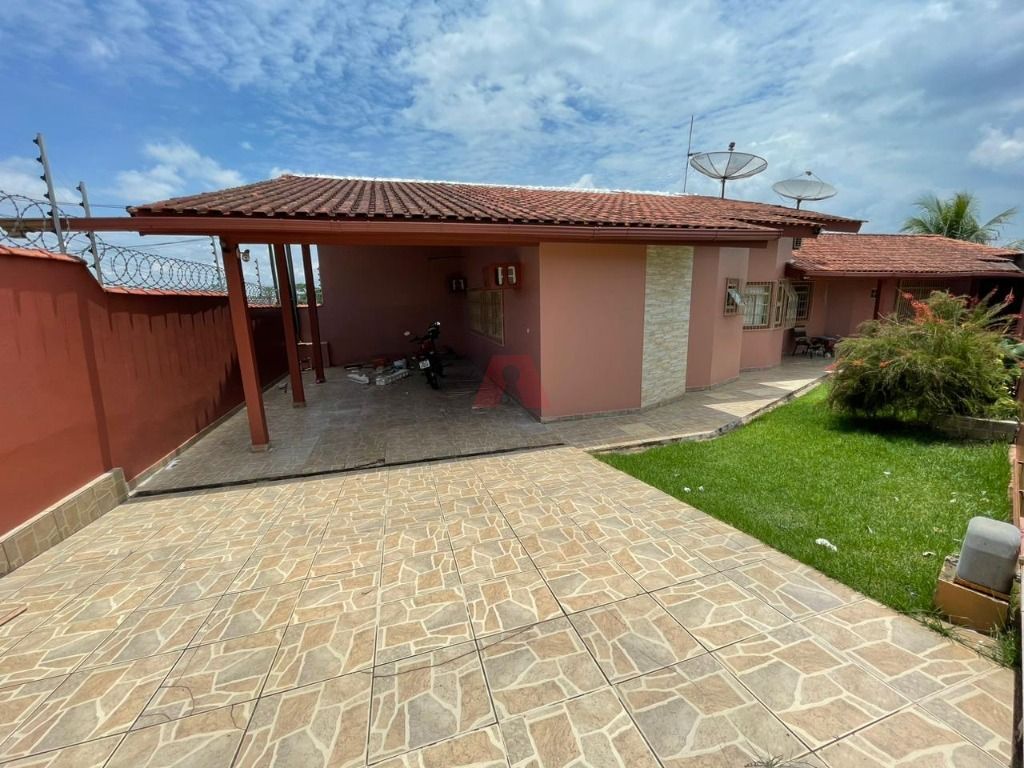 Casa com 2 dormitórios à venda, 104 m² por R$ 295.000,00 - São Francisco - Rio Branco/AC