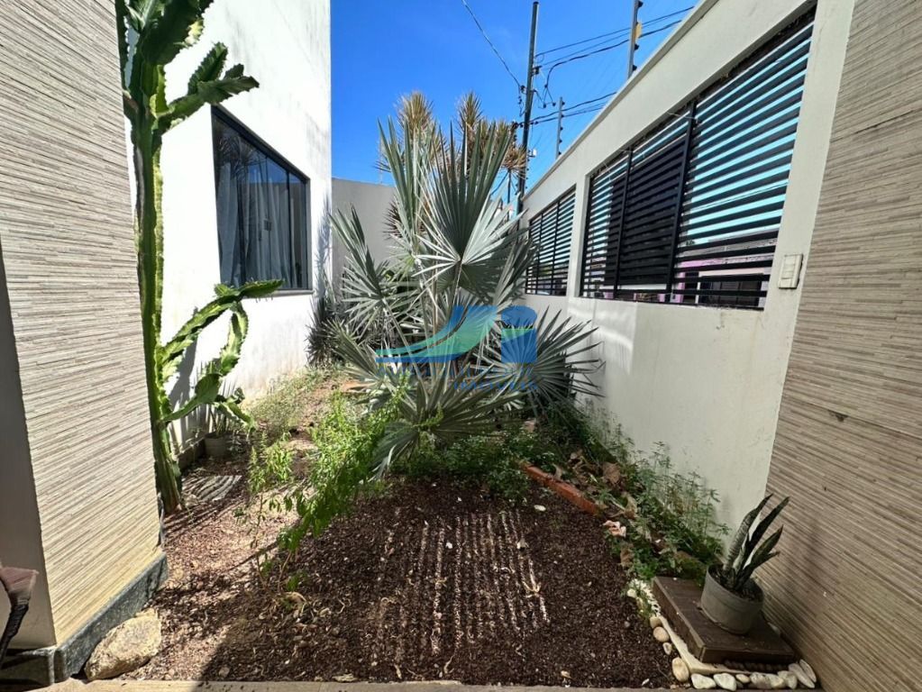 Casa à venda, 176 m² por R$ 780.000,00 - Jardim Tropical - Rio Branco/AC