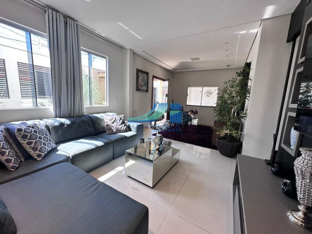 Casa à venda, 176 m² por R$ 780.000,00 - Jardim Tropical - Rio Branco/AC