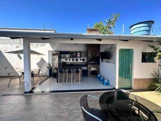 Casa à venda, 176 m² por R$ 780.000,00 - Jardim Tropical - Rio Branco/AC
