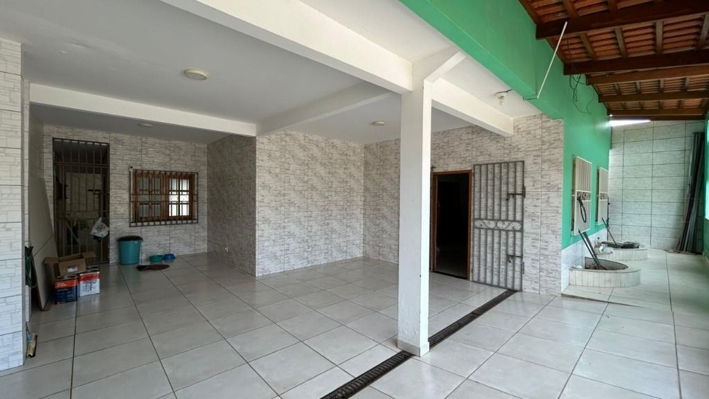 Sobrado com 4 dormitórios à venda, 410 m² por R$ 600.000,00 - Floresta - Rio Branco/AC