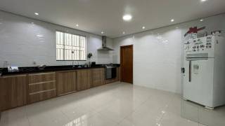 Sobrado com 4 dormitórios à venda, 410 m² por R$ 600.000,00 - Floresta - Rio Branco/AC