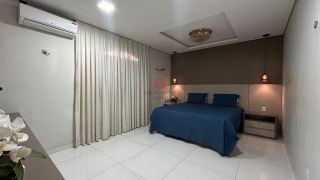 Casa Para Venda com 03 quartos, sendo 02 suítes no bairro Jardim Tropical em Rio Branco