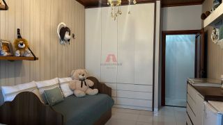 Casa Para Venda com 03 quartos, sendo 02 suítes no bairro Jardim Tropical em Rio Branco