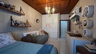 Casa Para Venda com 03 quartos, sendo 02 suítes no bairro Jardim Tropical em Rio Branco