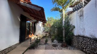 Casa Para Venda com 03 quartos, sendo 02 suítes no bairro Jardim Tropical em Rio Branco