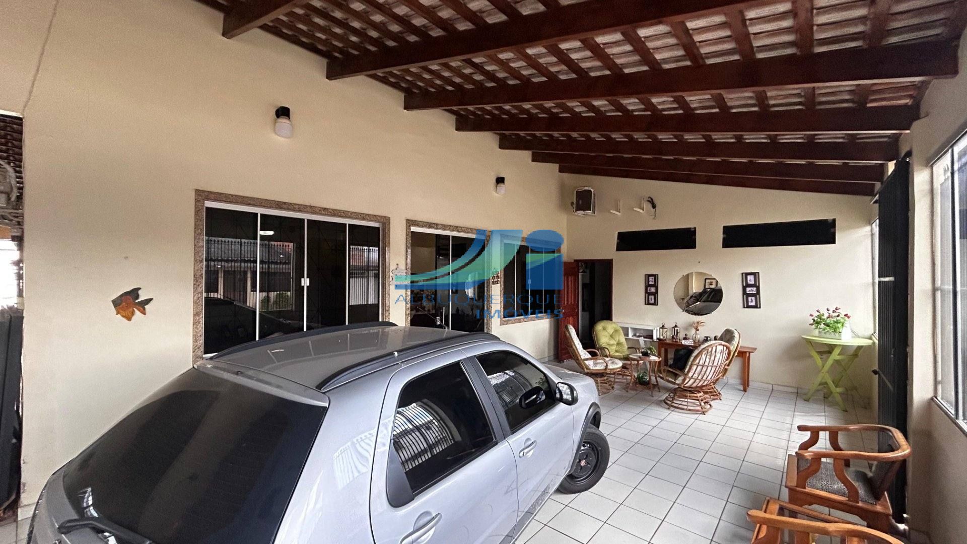 Casa Para Vender com 4 quartos 3 suítes no bairro Jardim Tropical em Rio Branco