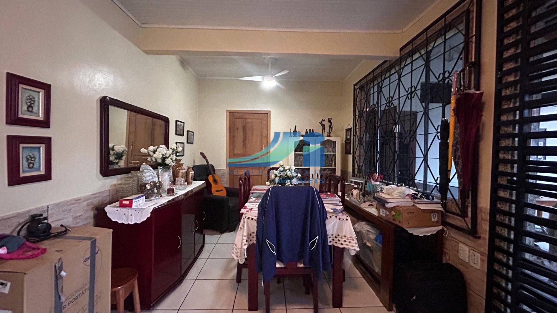 Casa Para Vender com 4 quartos 3 suítes no bairro Jardim Tropical em Rio Branco