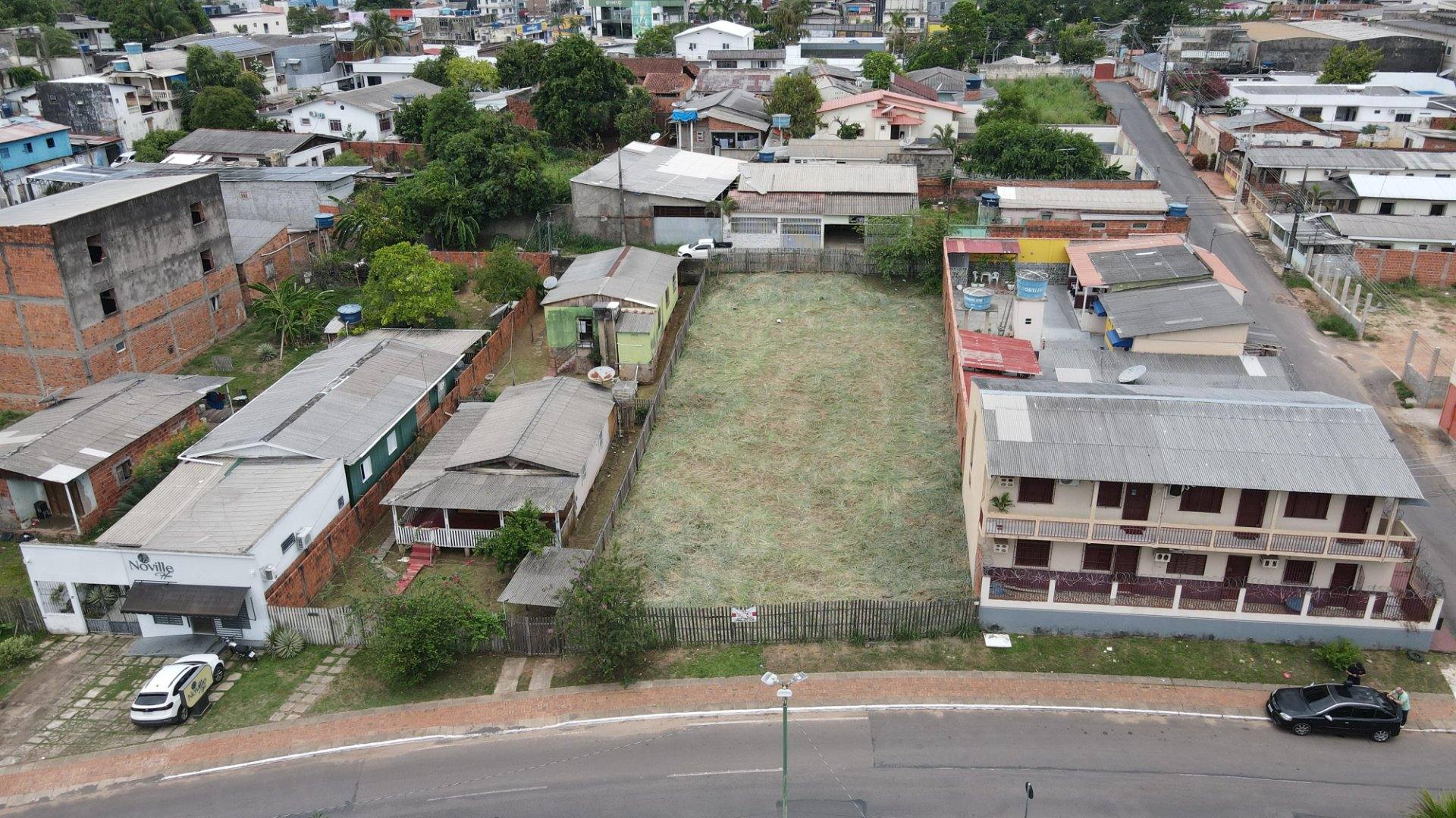 Terreno à venda no bairro Centro