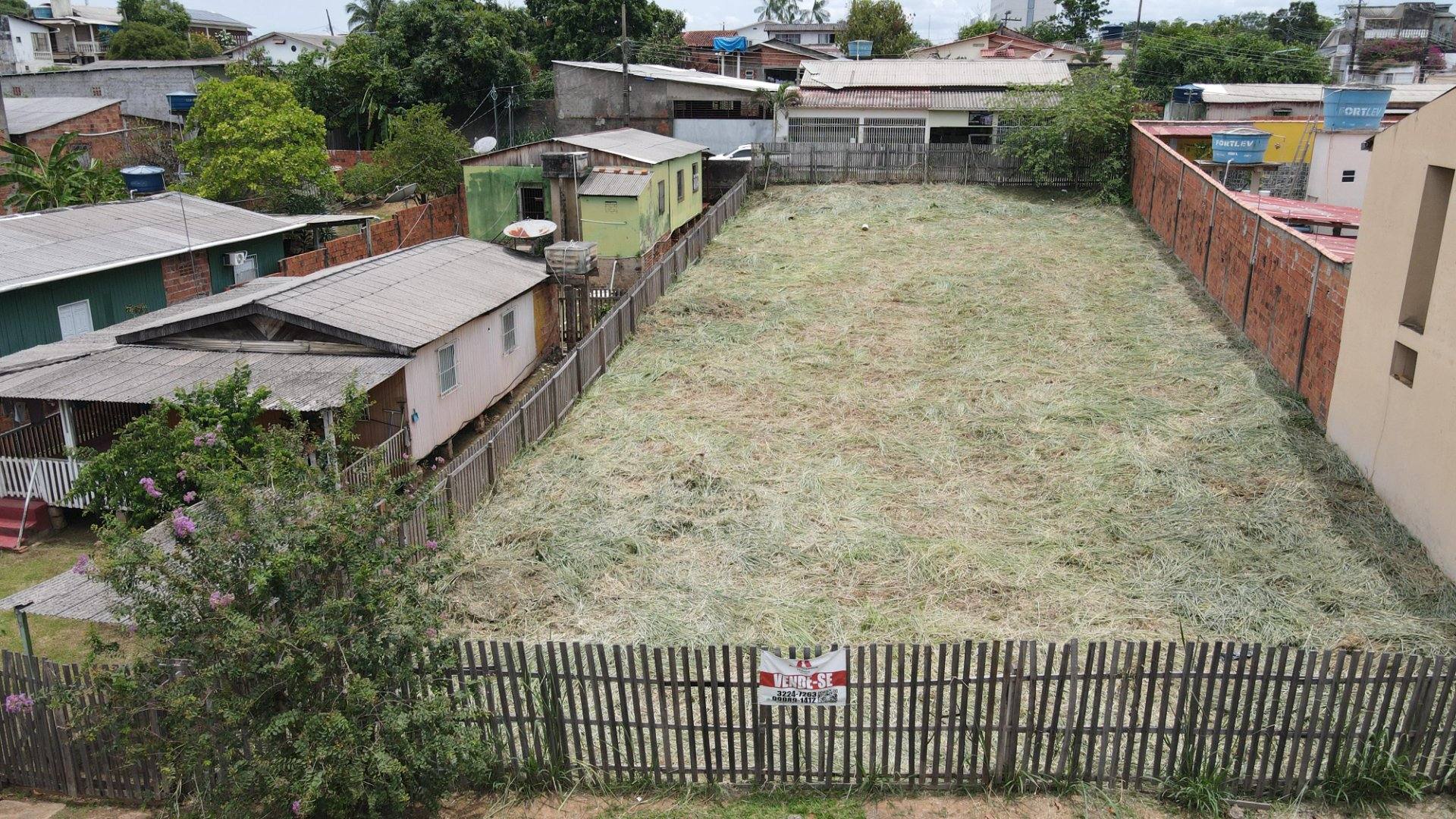 Terreno à venda no bairro Centro