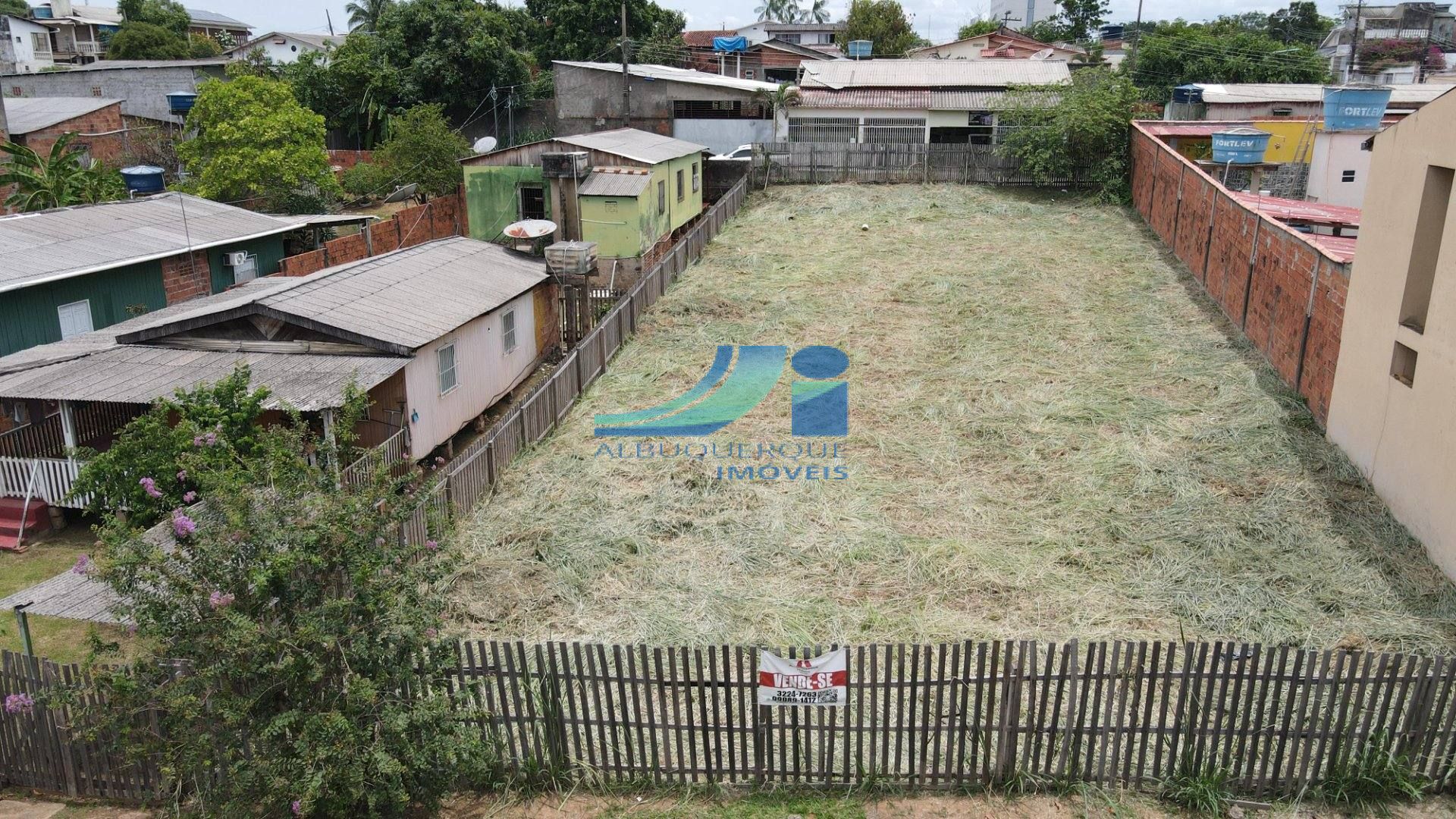 Terreno à venda no bairro Centro