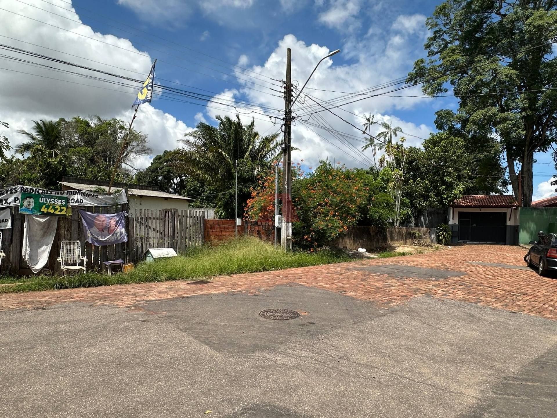Terreno à venda na Capoeira
