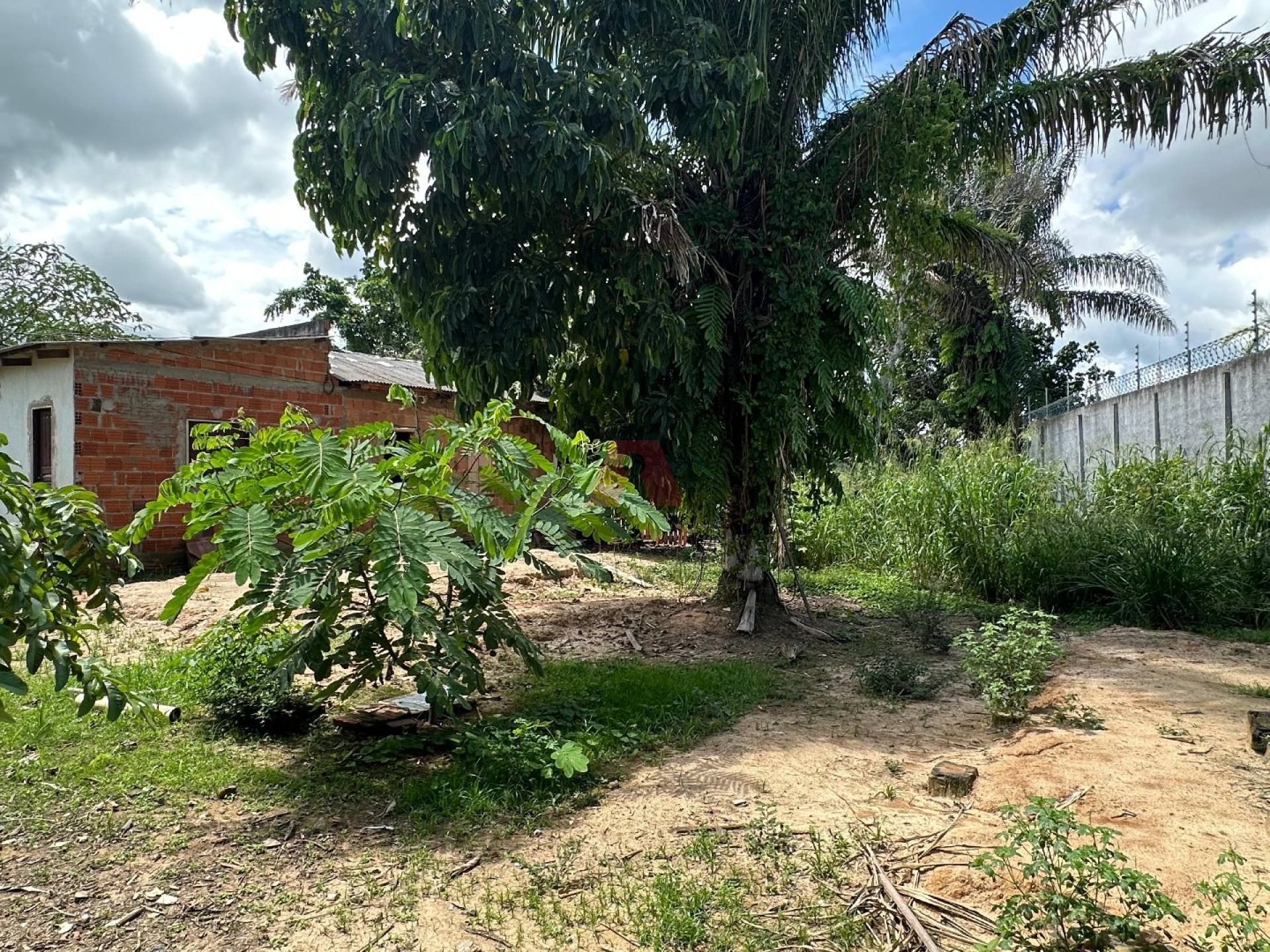 Terreno à venda na Capoeira