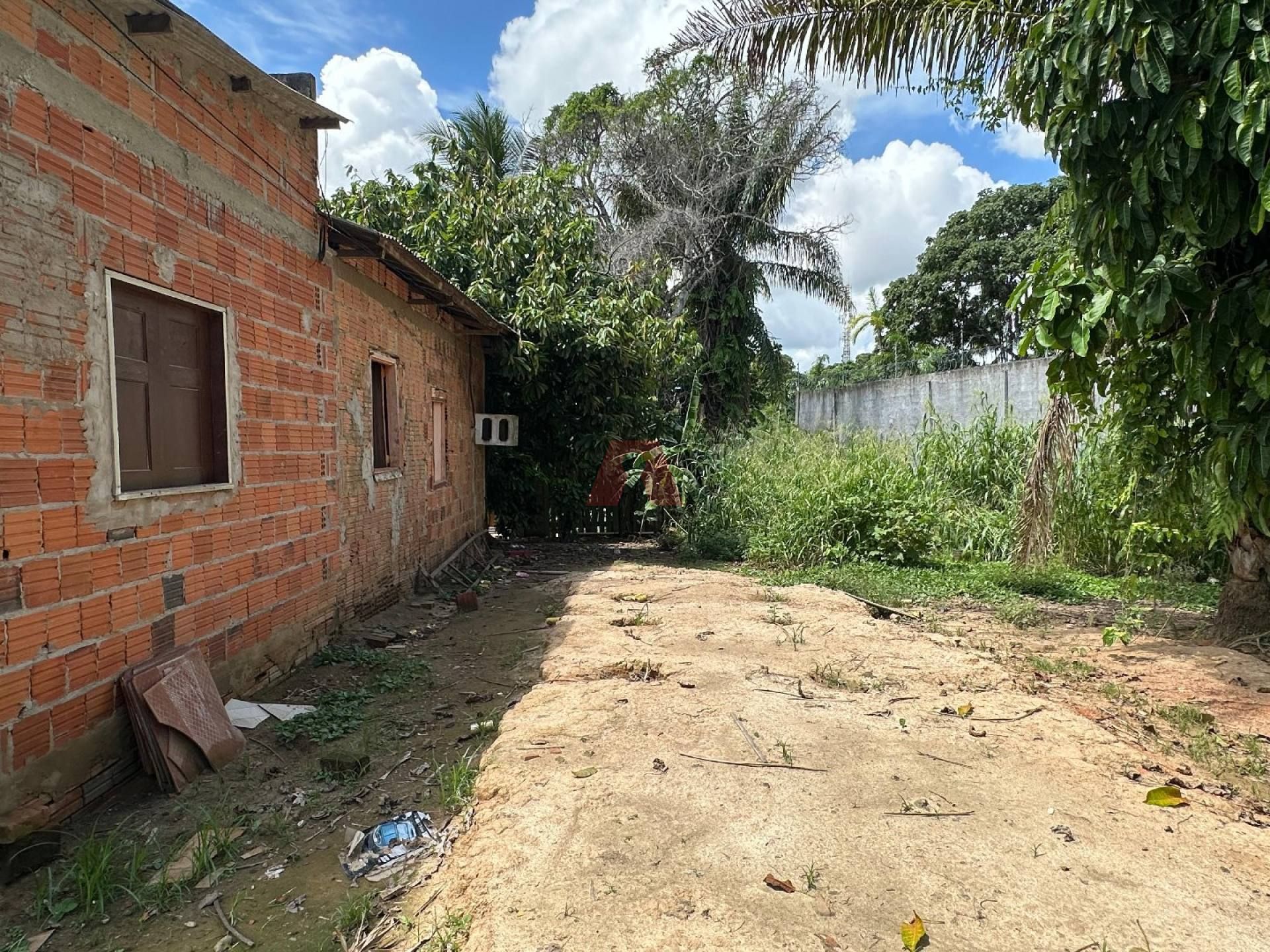 Terreno à venda na Capoeira