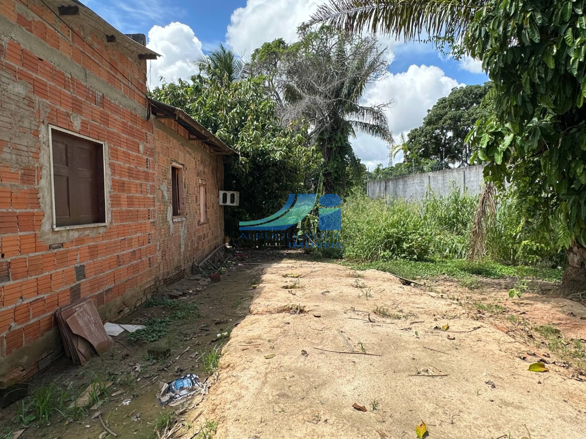 Terreno à venda na Capoeira