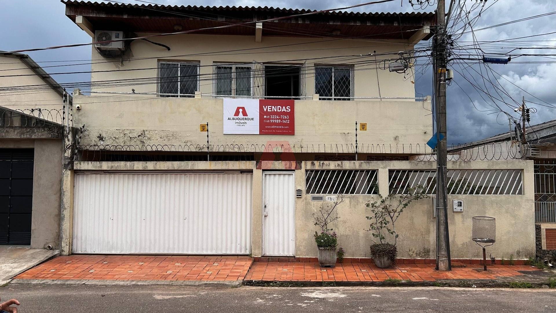 Sobrado Para Vender com 2 quartos 3 suítes, no bairro Ipase em Rio Branco.