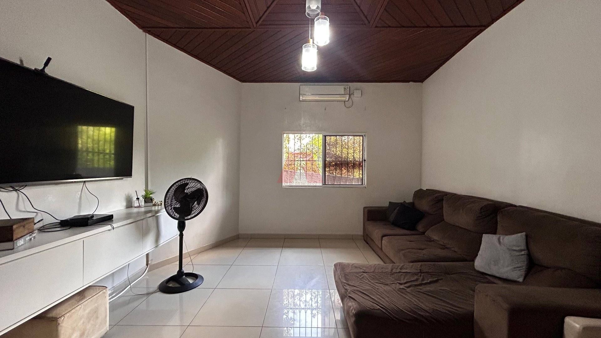 Residência à venda - Bairro: Isaura Parente