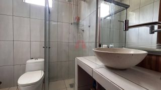 Residência à venda - Bairro: Isaura Parente