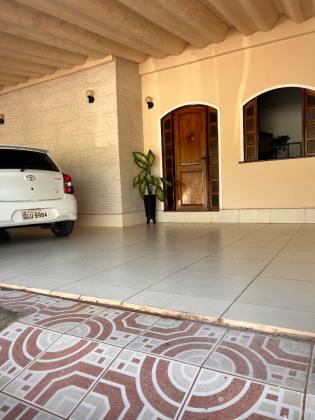Universitário III- Casa