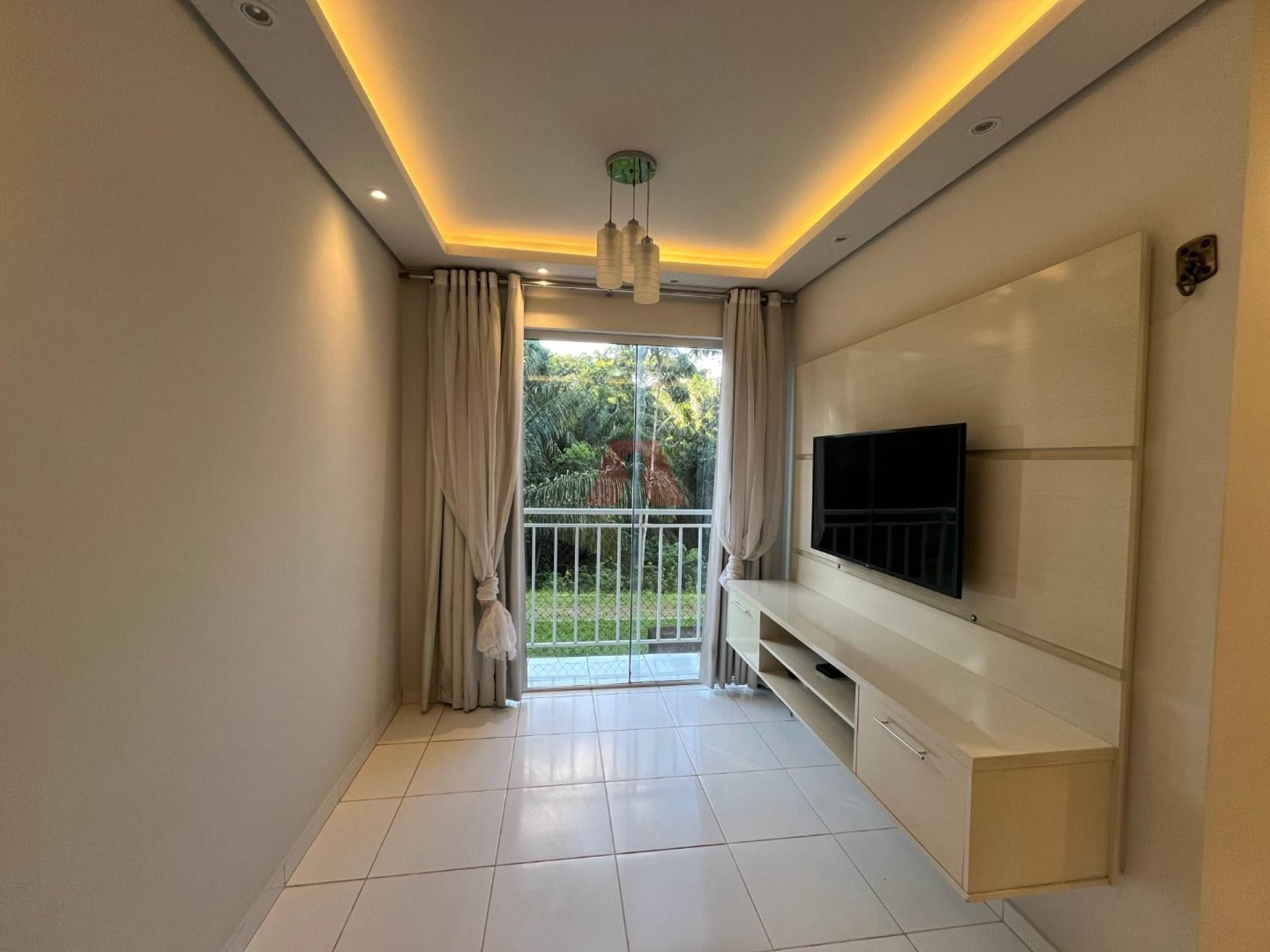 Apartamento Com 03 quartos, sendo 01 suíte cond. Via Parque - Semi Mobiliado