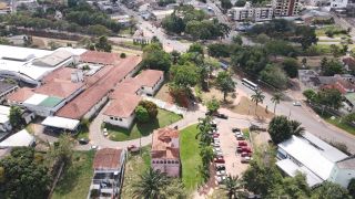 Residência à venda