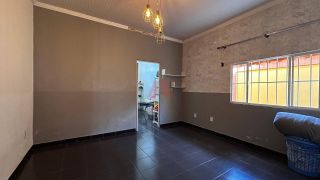 Casa à Venda - Conj. Tucumã