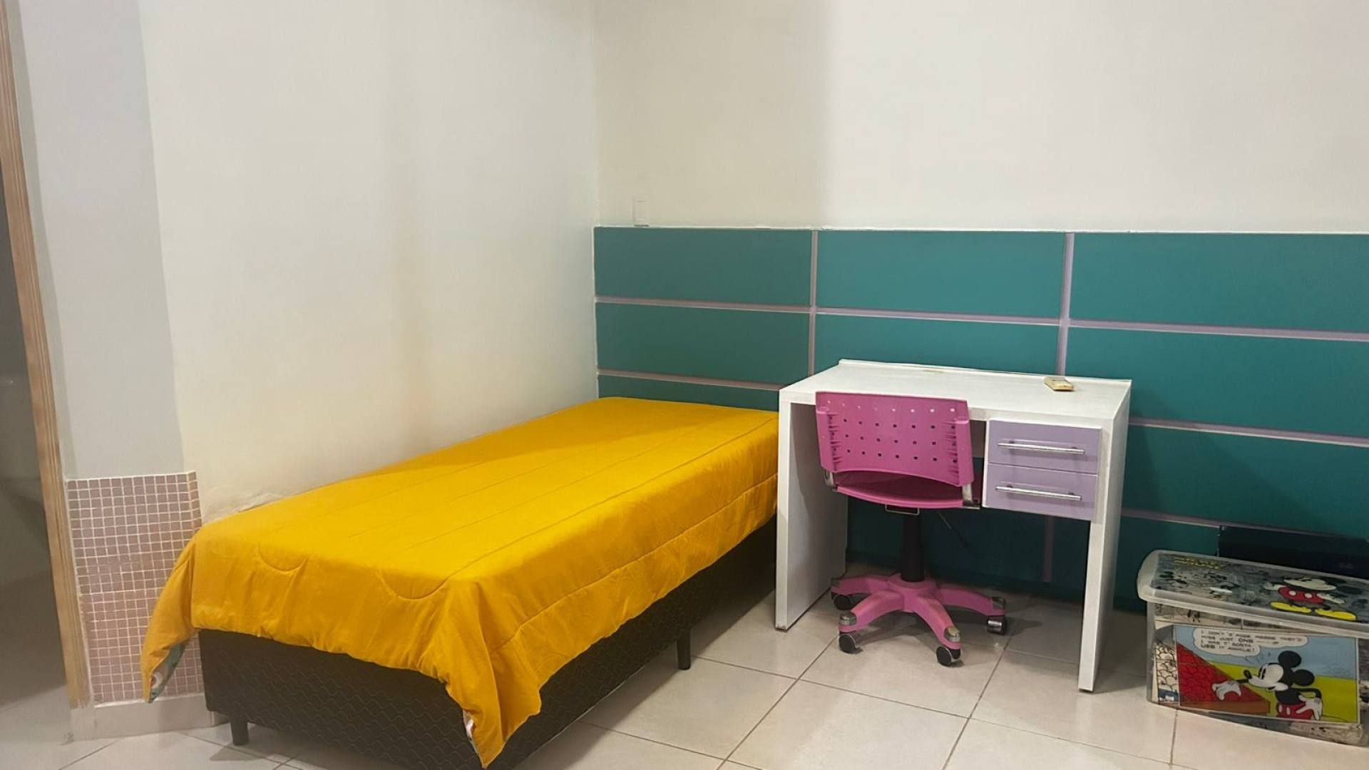(APENAS VENDA) - Casa com 2 suítes e 1 quarto no Loteamentos dos Engenheiros