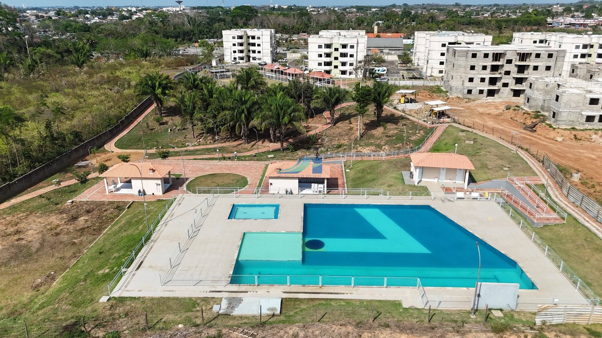 Apartamento à venda - 2 Quartos - Residencial Reserva do Bosque