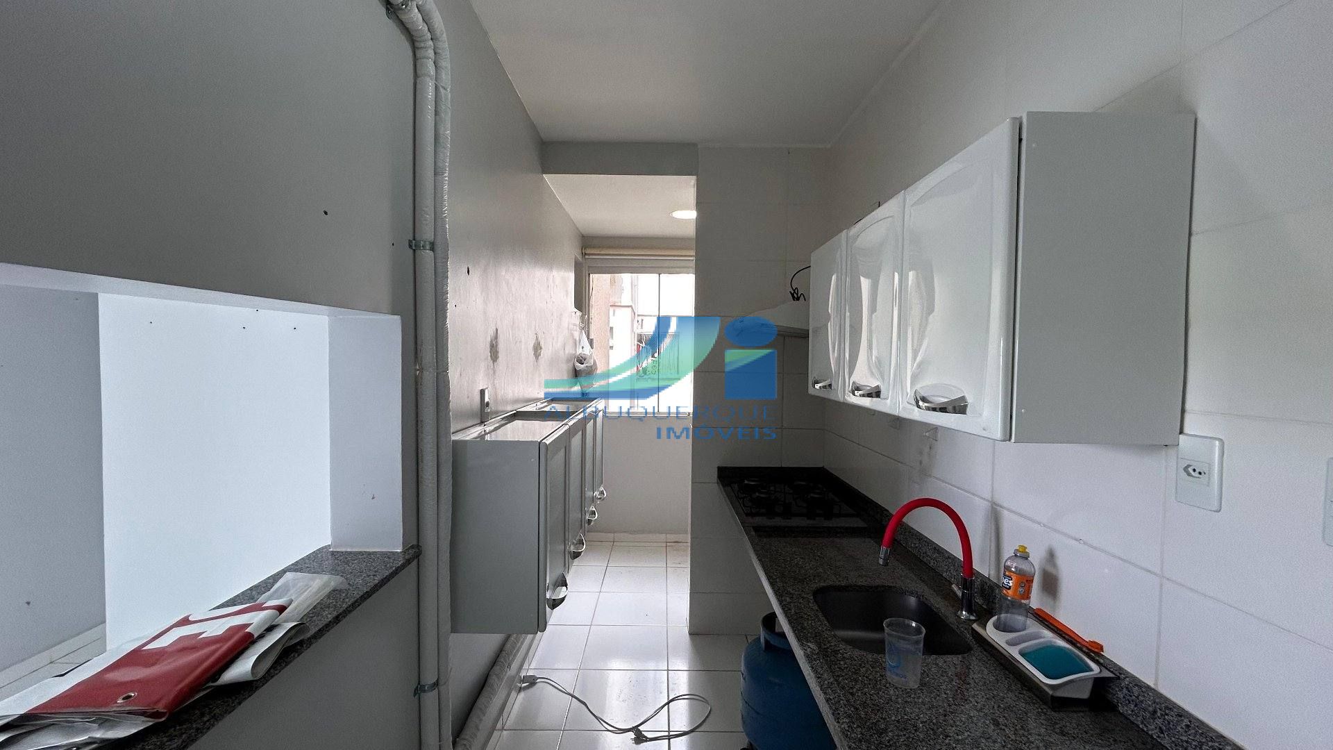 Apartamento de 03 Dormitórios, à venda - Via Parque