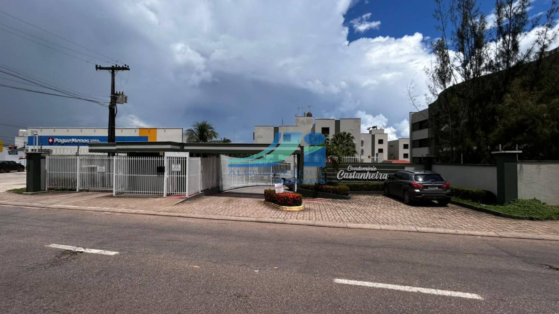 APARTAMENTO À VENDA - 03 DORMITÓRIOS - 100m²