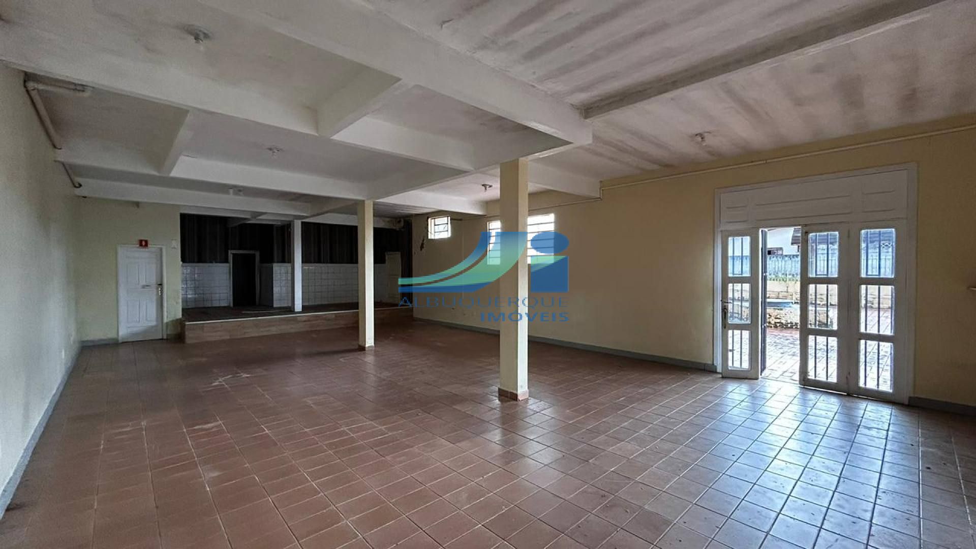 Imóvel comercial à venda - Jardim Tropical