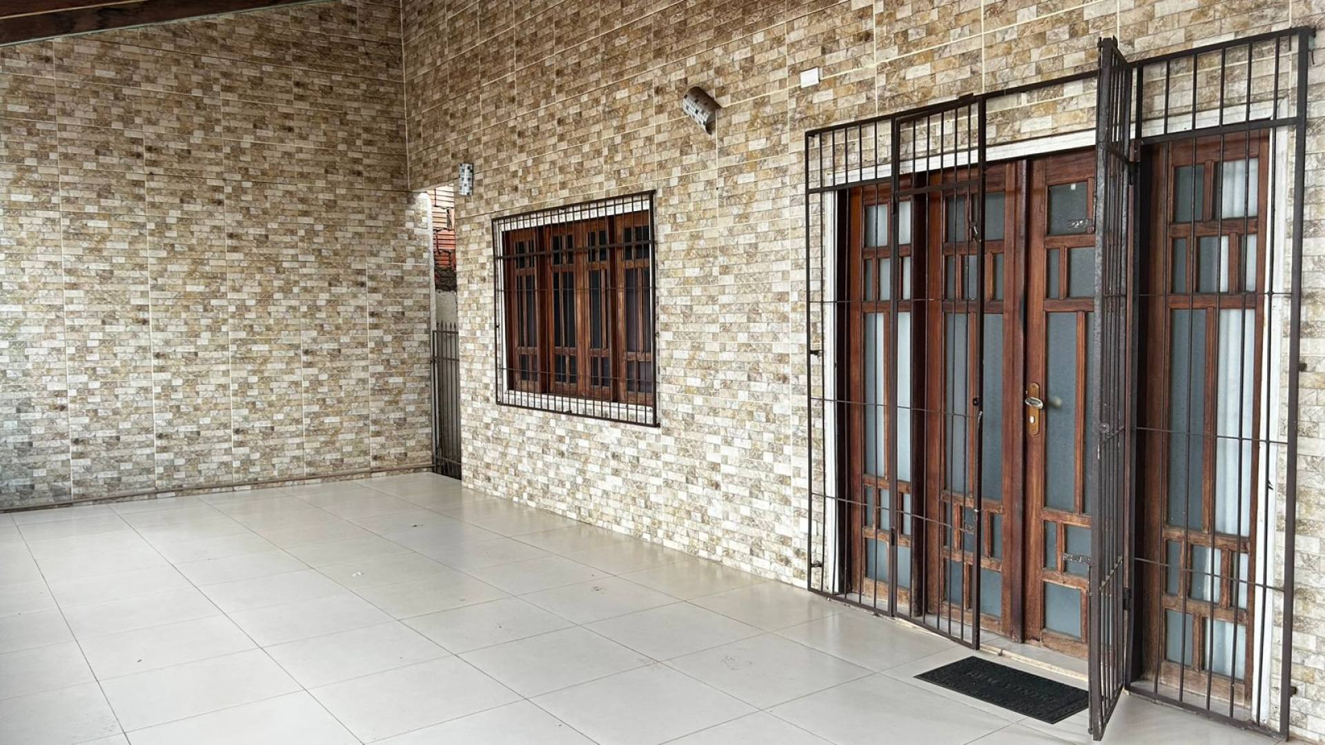 Casa Para Vender com 2 quartos 1 suítes no bairro Raimundo Melo em Rio Branco
