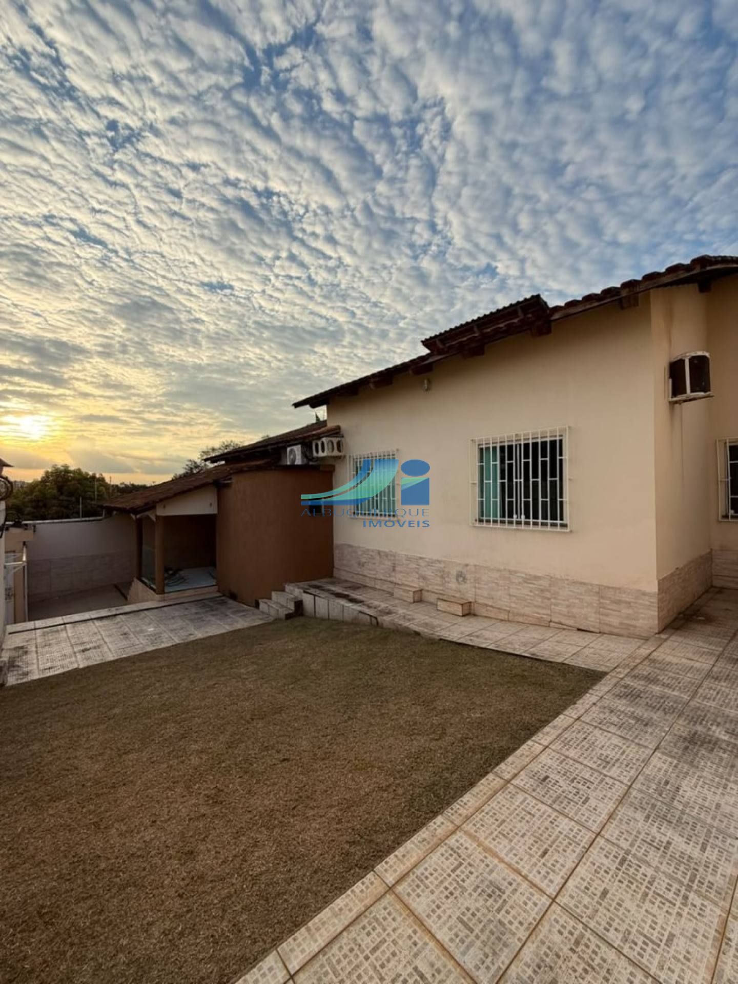 Casa à venda, 03 dormitórios, bairro Jardim Europa - R$670.000,00