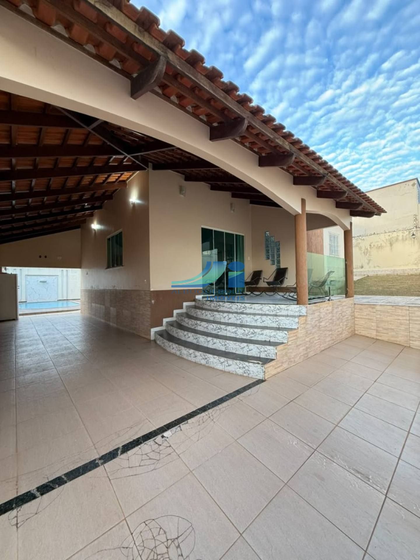 Casa à venda, 03 dormitórios, bairro Jardim Europa - R$670.000,00