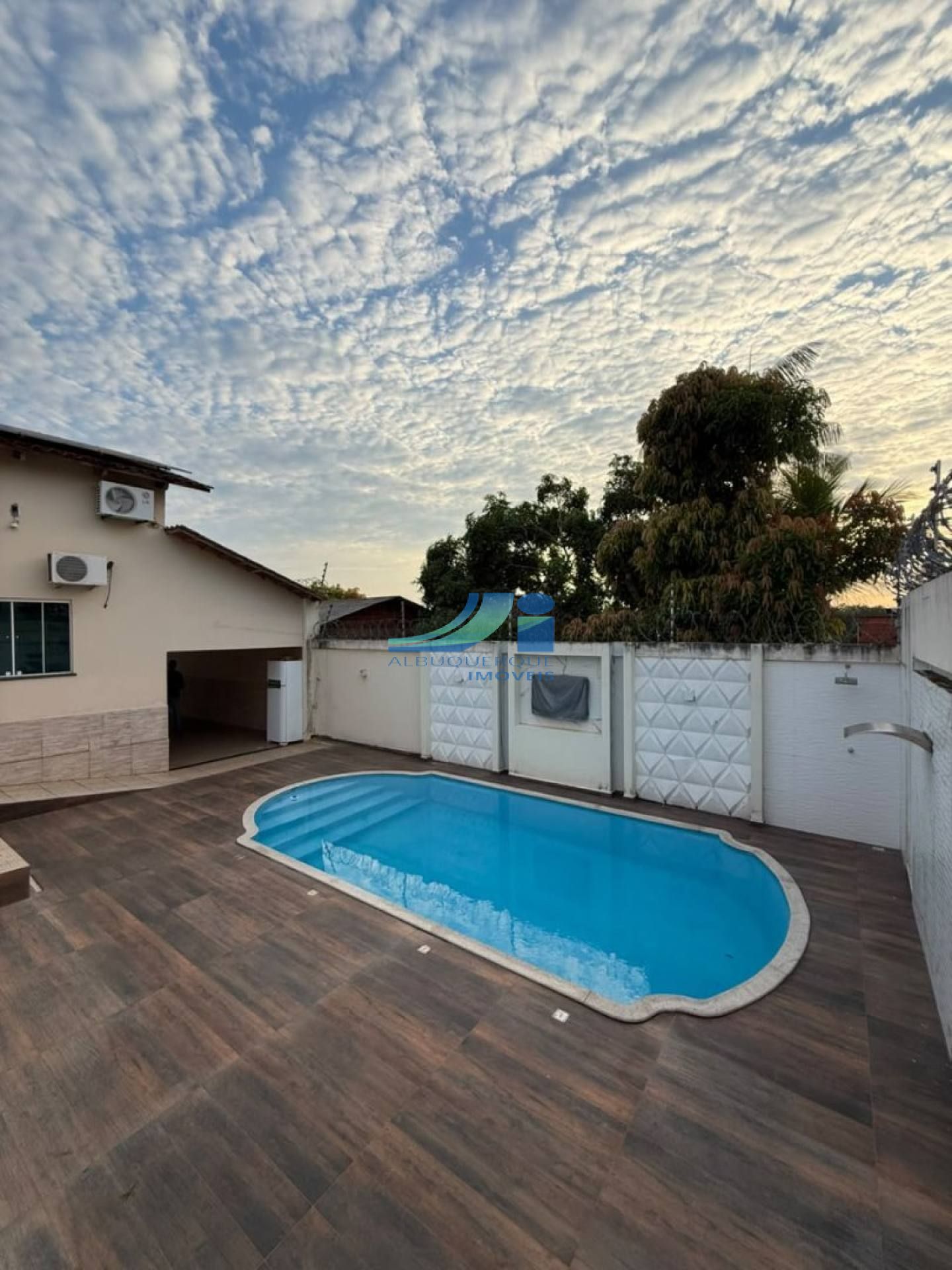 Casa à venda, 03 dormitórios, bairro Jardim Europa - R$670.000,00