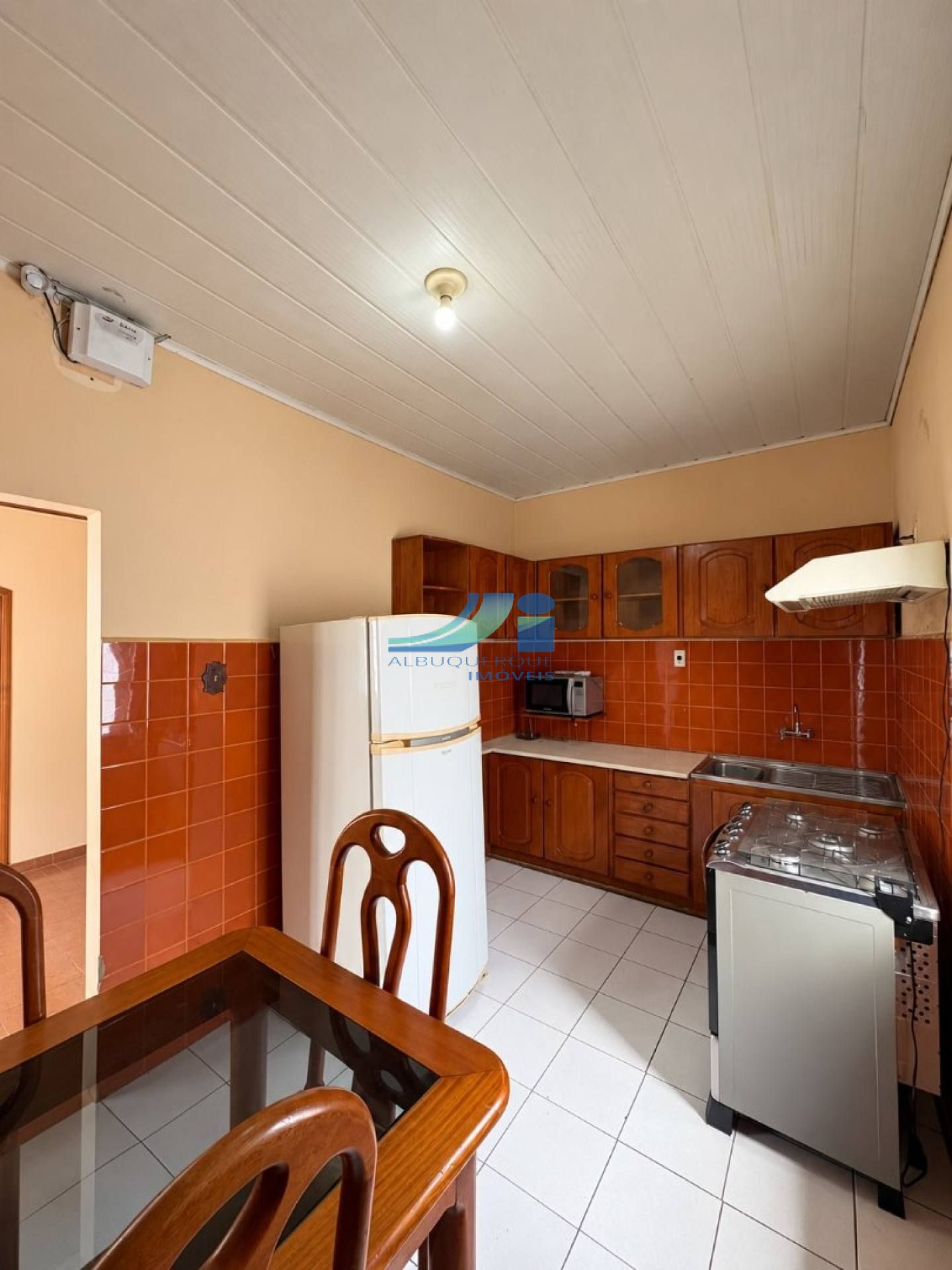 Casa a venda no bairro Jardim Tropical